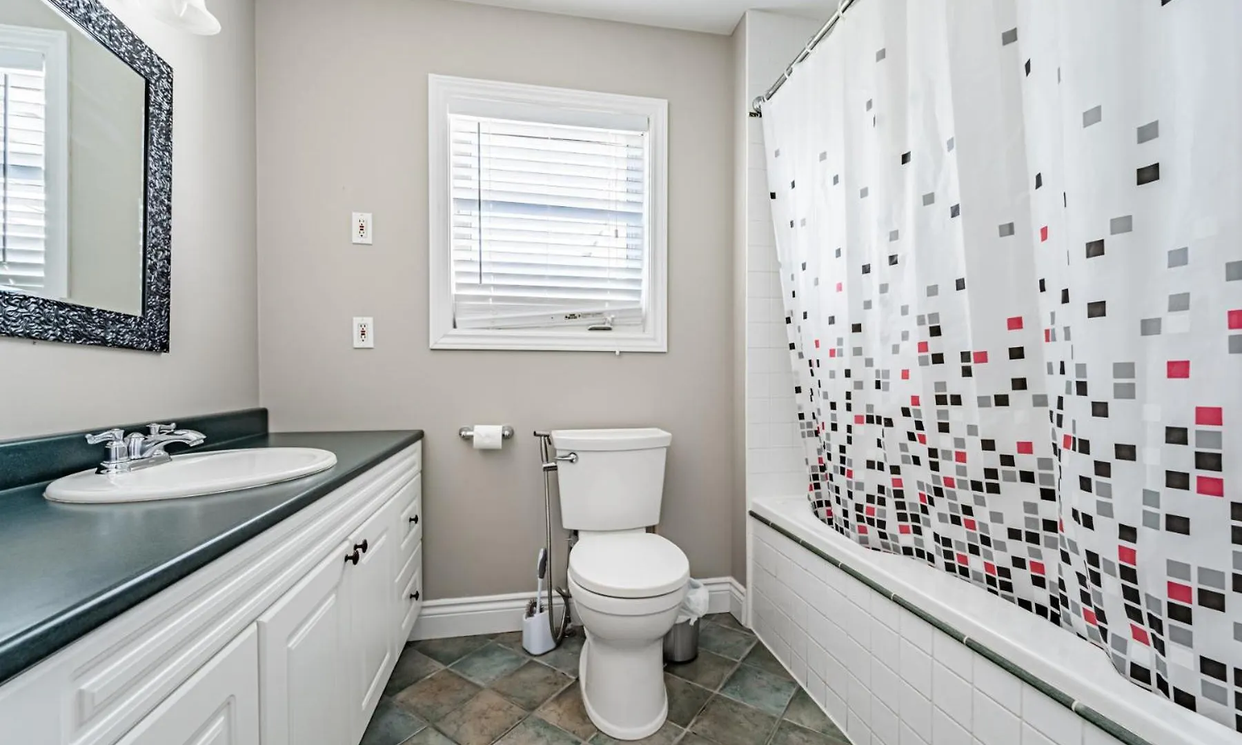 Squires Suites Toronto